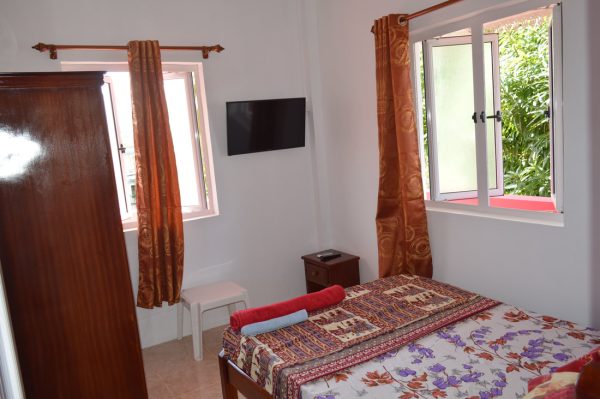 2-Bedrooms Apartment